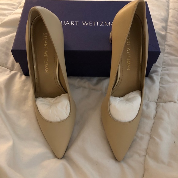 Stuart Weitzman Shoes - NWT Stuart Weitzman leather pumps